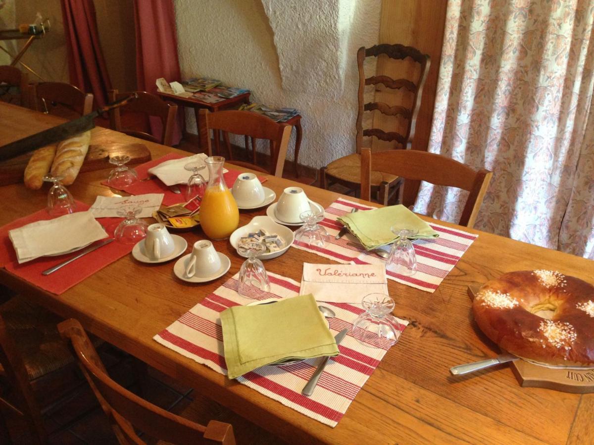 Au Fil Des Saisons Bed & Breakfast Les Cotes de Corps Eksteriør bilde