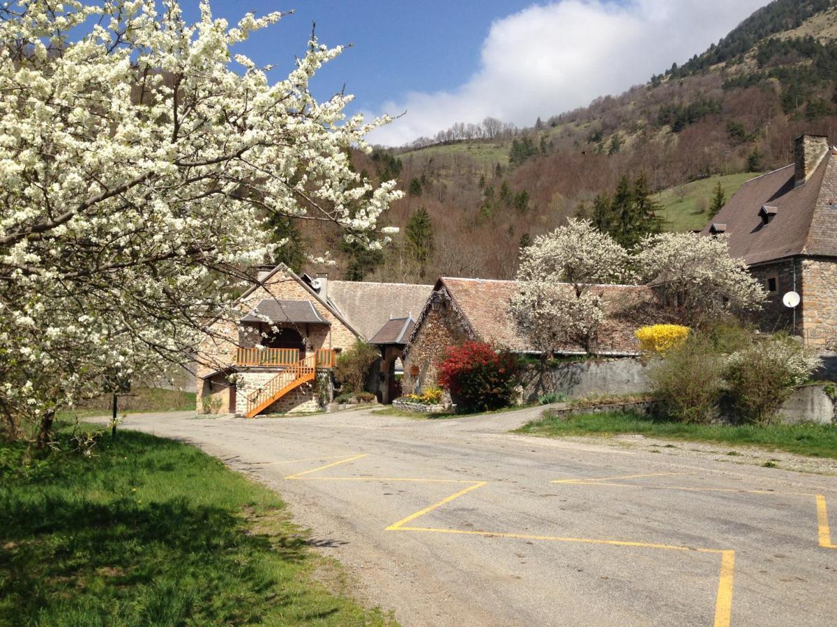 Au Fil Des Saisons Bed & Breakfast Les Cotes de Corps Eksteriør bilde