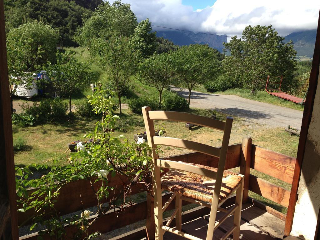 Au Fil Des Saisons Bed & Breakfast Les Cotes de Corps Rom bilde